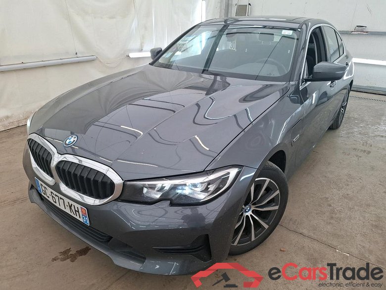 BMW Série 3 Berline / 2018 / 4P / Berline 330e 292ch Business Design BVA8 Hybride