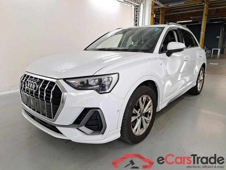 AUDI Q3 2.0 35 TDI S TRONIC S LINE BUSINESS EDIT