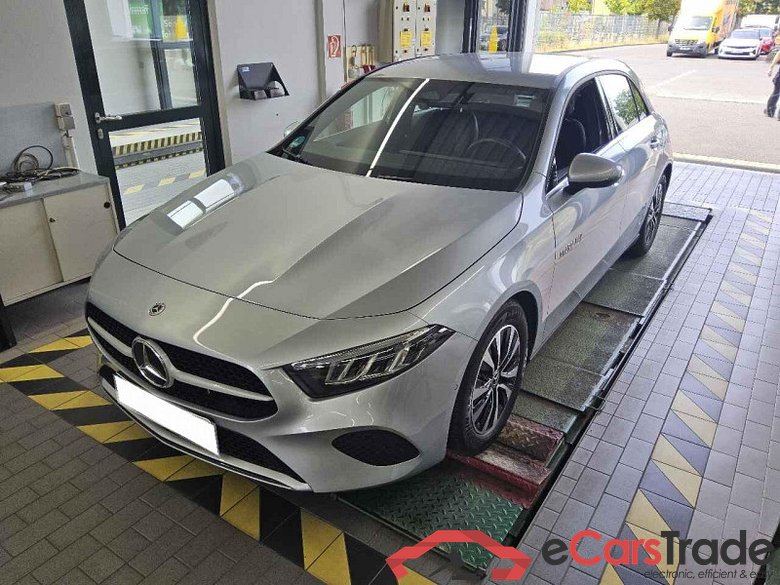 Mercedes-Benz A (BM 177)(03.2018->) DE - LimS5 A 200 EU6d, (Facelift) 2022 - 2024