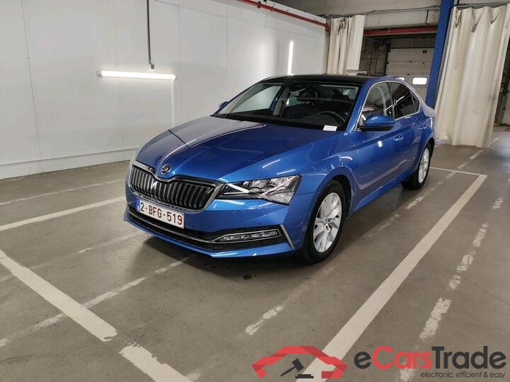 Skoda Superb Superb 1.4 TSI iV DSG6 Clever+ (PHEV) 160kW/218pk  5D/P Auto-6