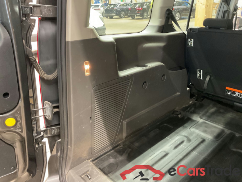 FORD Transit Connect 230 L2 S&S Trend 5d 74kW #6