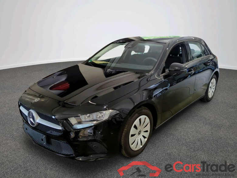 MERCEDES-BENZ A-Klasse A 180 d 8G-DCT 5d 85kW