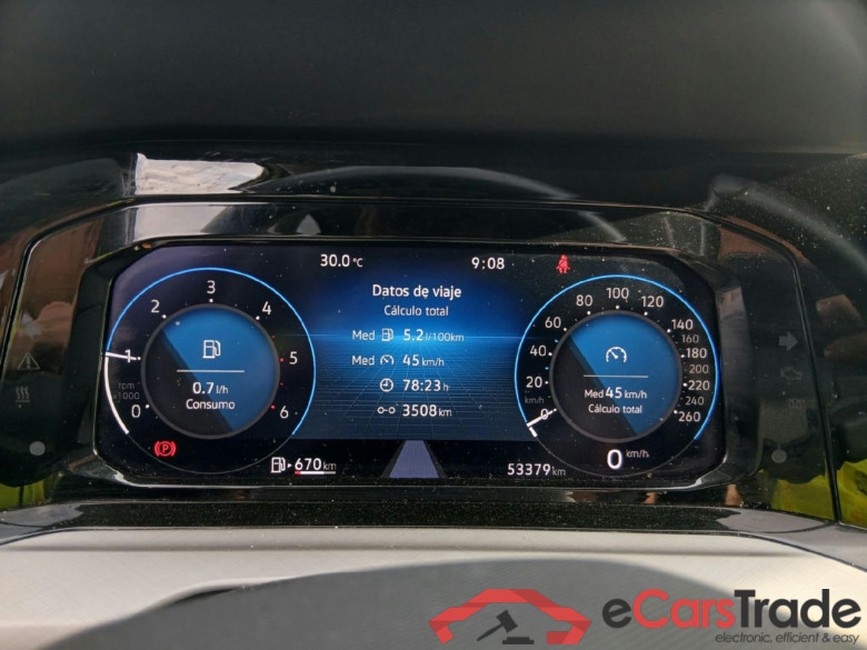 VOLKSWAGEN Golf / 2020 / 5P / berlina con portón Life 2.0 TDI 85kW (115CV) #4