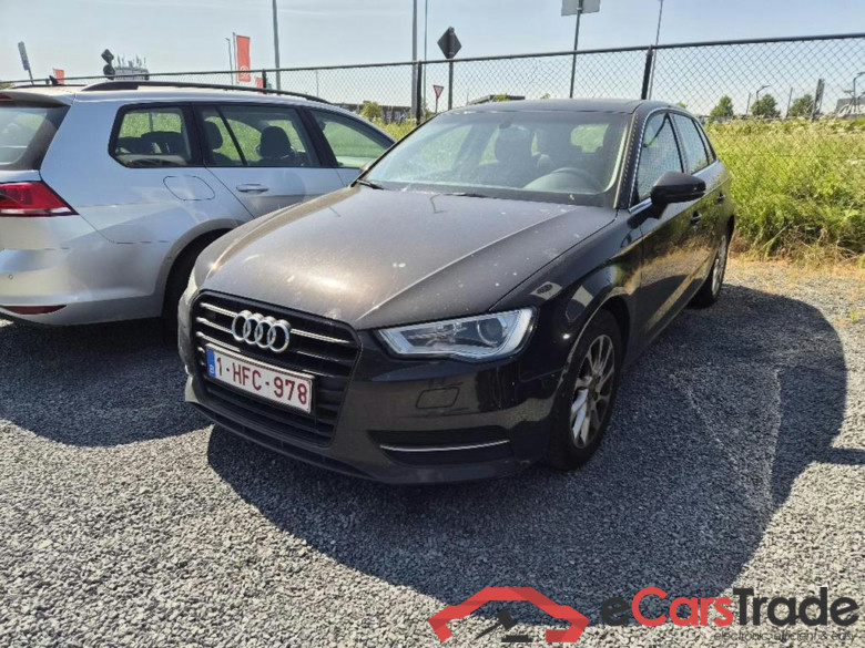 AUDI A3 Sportback 1.2 TFSI Attraction S tronic #1