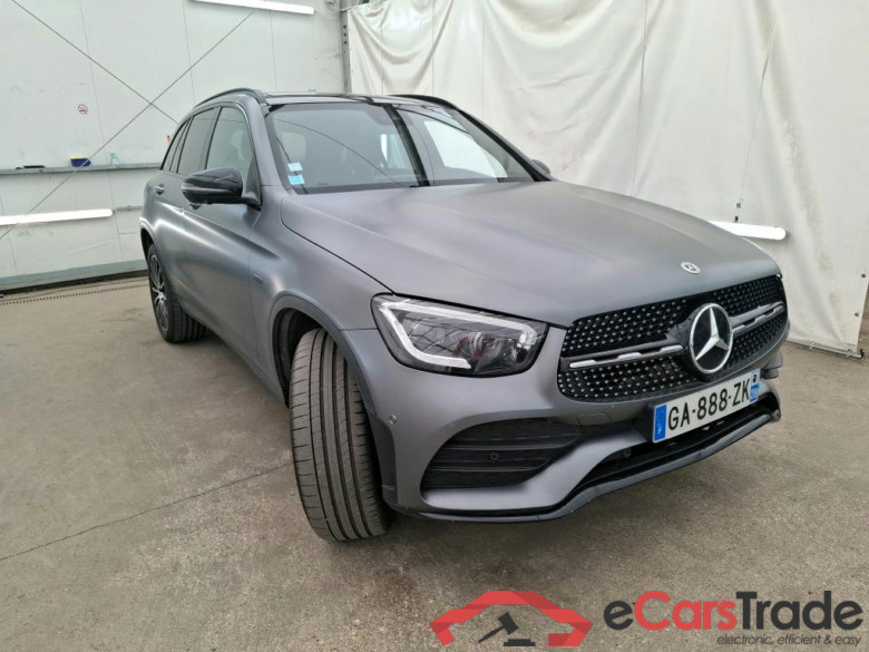 GLC / 2019 / 5P / SUV GLC 300 e AMG Line 4Matic #4