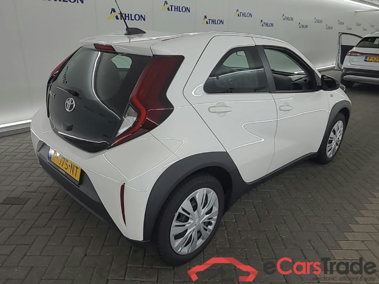 TOYOTA Aygo X 1.0 VVT-I MT play 5D 53kW #3
