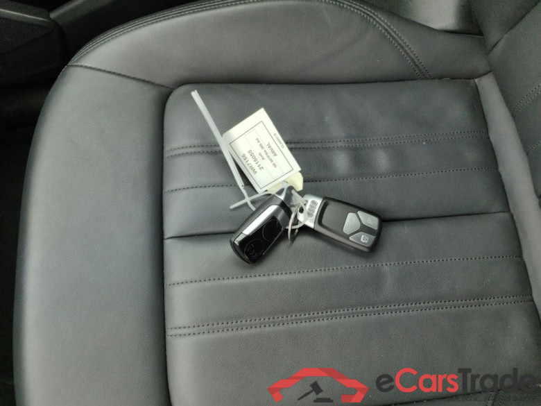 AUDI Q5 - 2021 50 TFSIe 265hp Quattro PHEV Advanced S tronic 5d #4