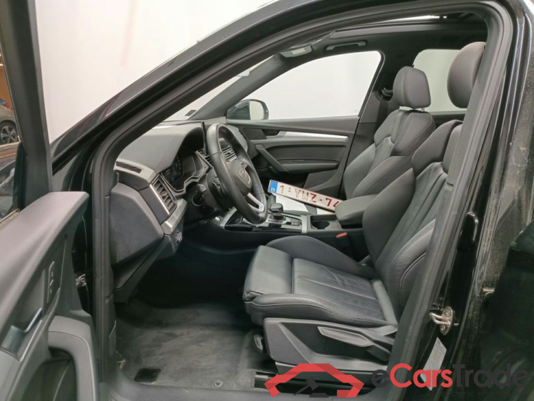 Audi Q5 Business Edition S line 40 TDI quattro 5d #3