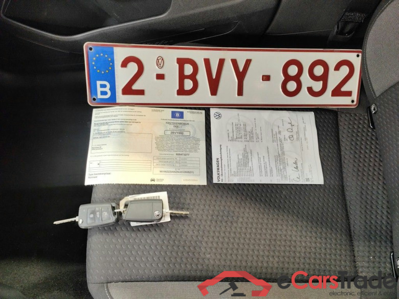 Volkswagen Polo 1.0 TSI Life DSG 5d #4