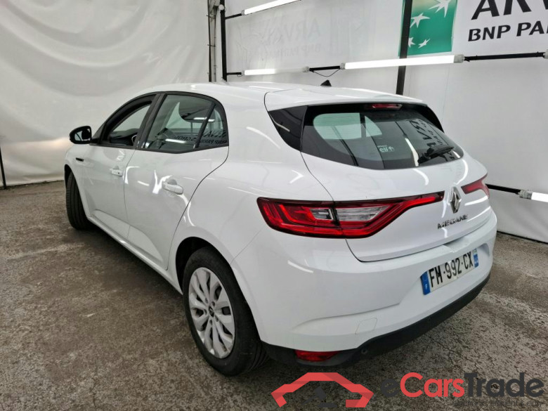 Megane IV Berline 5pt. Société Air Nav 1.5 dCi 90CV BVM6 E6 #2