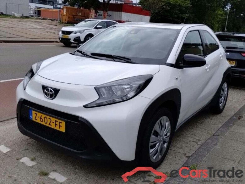 TOYOTA Aygo X 1.0 VVT-i MT Play