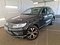 preview Volkswagen Touareg #0