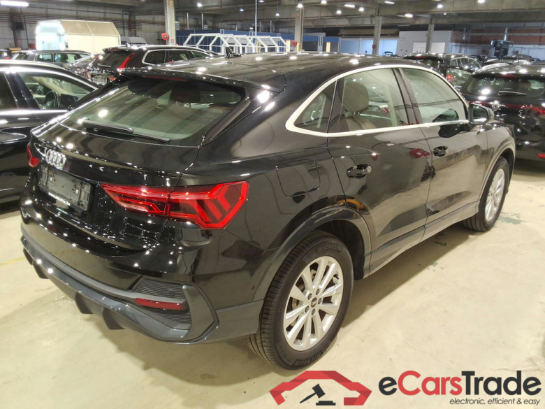 AUDI Q3 Sportback 1.4 45 TFSI E S TRONIC #4
