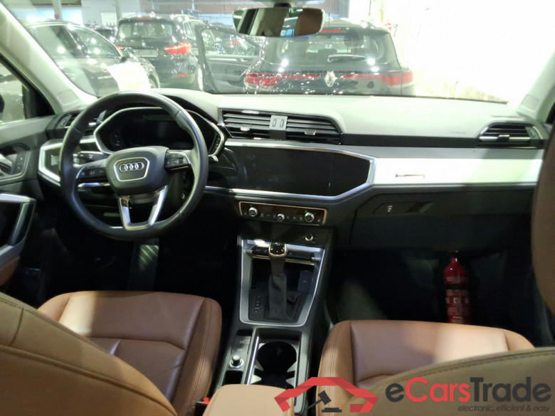AUDI Q3 Sportback 1.4 45 TFSI E S TRONIC #6