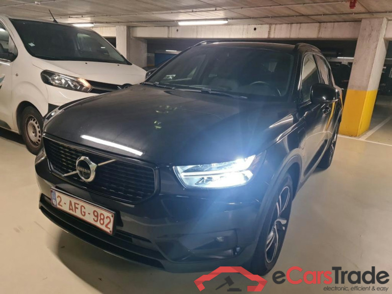 VOLVO XC40 1.5 T4 RECHARGE GEARTRONIC R-DESIGN