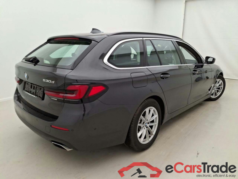 BMW 5-SERIE TOURING 530D AUT #2