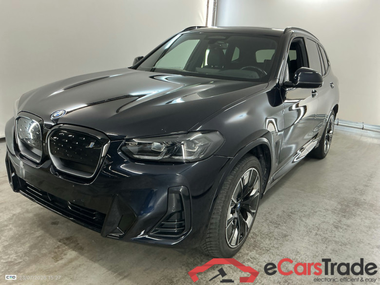 BMW IX3 80KWH AUTO