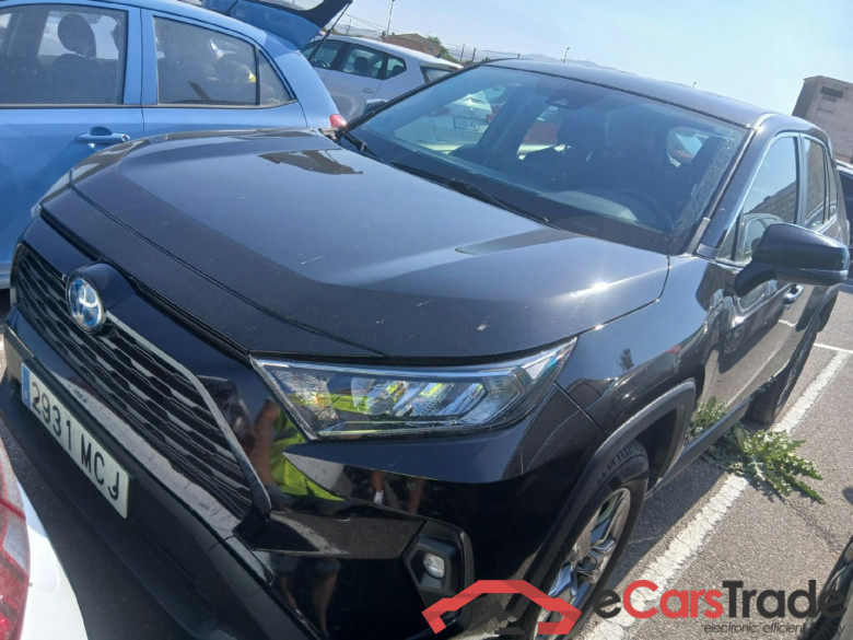 TOYOTA Rav4 / 2018 / 5P / todoterreno 2.5l 220H Business