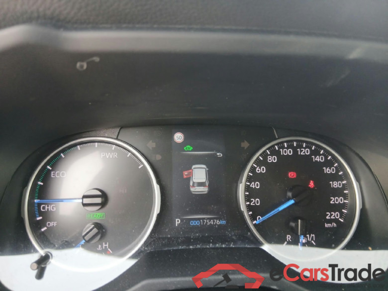 TOYOTA Rav4 / 2018 / 5P / todoterreno 2.5l 220H Business #4