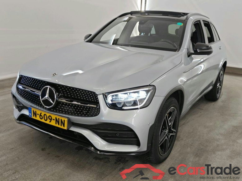 Mercedes-Benz GLC GLC 300 e 4MATIC Business Solution AMG 5d + Pano #1