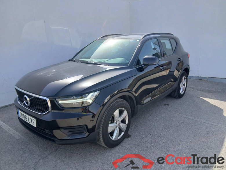 VOLVO XC40 / 2017 / 5P / todoterreno 1.5 T2 Momentum Core #1