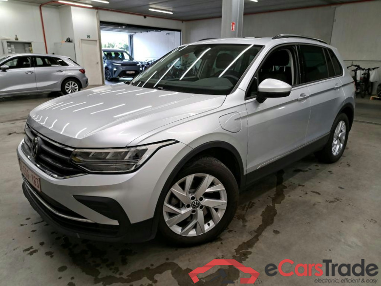 VOLKSWAGEN - VW  TIGUAN 1.4 eHybrid 245PK DSG Life With Nav Discover Media & Travel Pack & Camera & Pano Roof  * HYBRID * #1