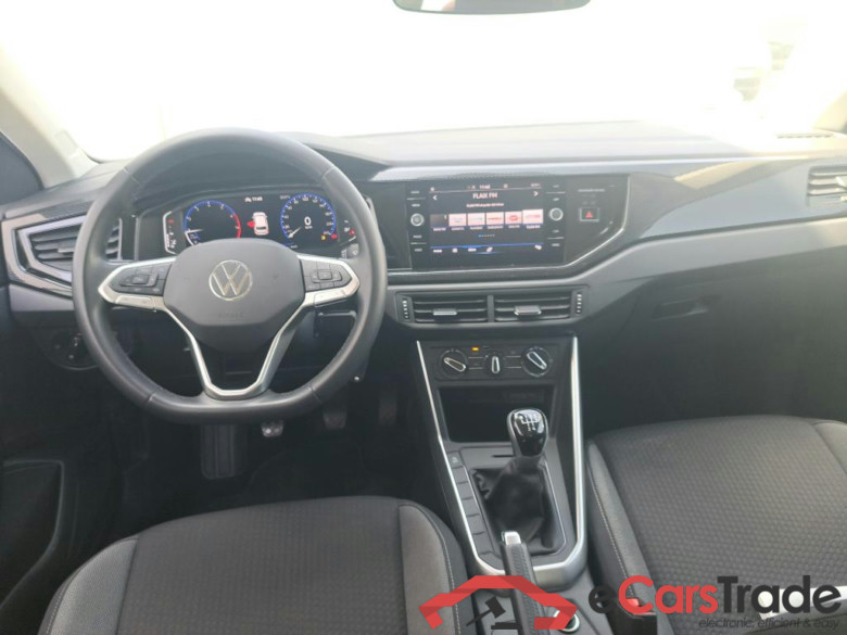 VOLKSWAGEN Polo / 2021 / 5P / berlina con portón Life 1.0 TSI 70kW (95CV) #3