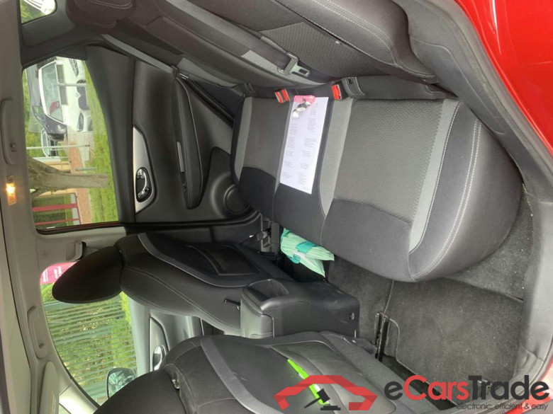 NISSAN Qashqai 1.3 DIG-T Tekna #5