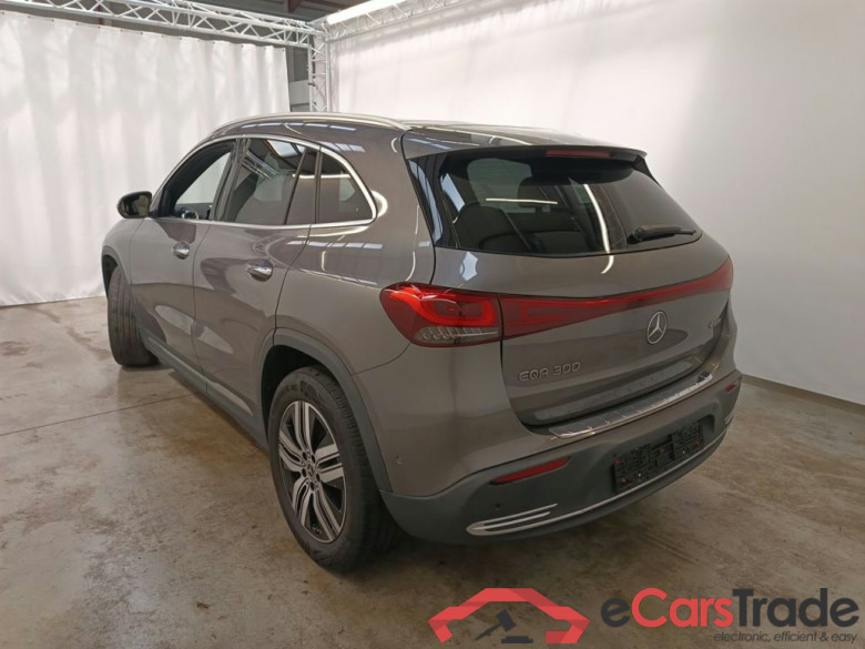 MERCEDES EQA (H293) 66.5 kWh EQA 300 4-Matic Luxury Line 5d #3