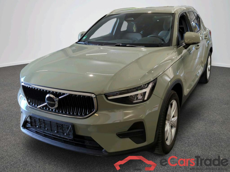 XC40 Core 2WD 2.0 120KW AT7 E6d
