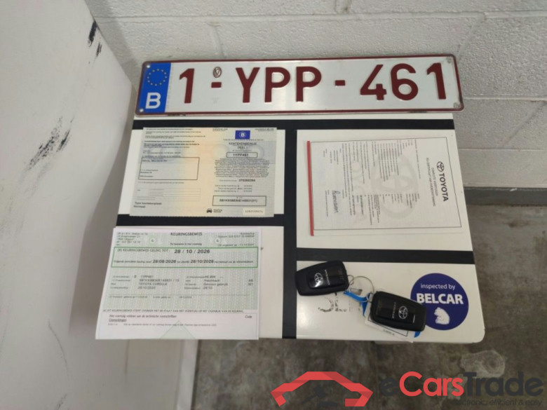 Toyota Corolla 1.8 Hybrid Dynamic e-CVT 5d #4