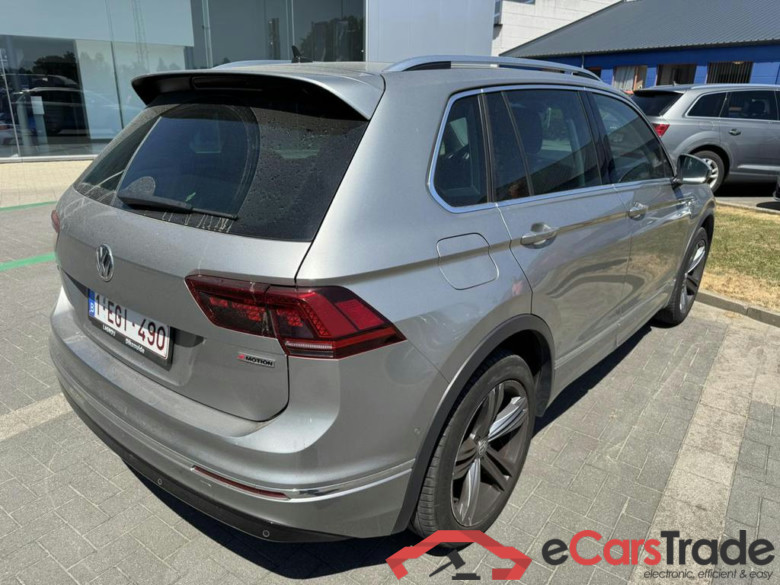 VOLKSWAGEN Tiguan 1.4 TSI 4Motion Highline BMT DSG #3