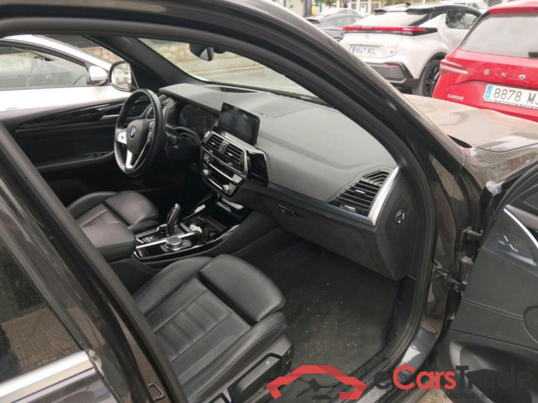 BMW X3 / 2017 / 5P / todoterreno xDrive30e #6