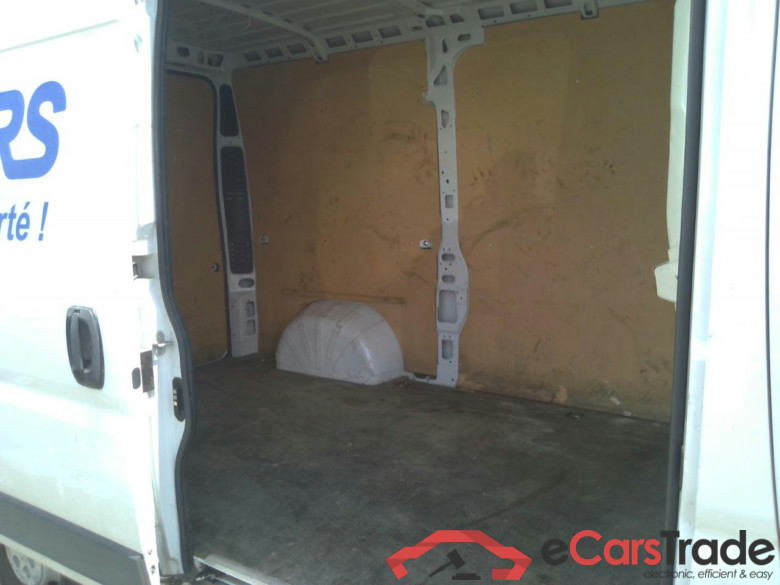 MOVANO L2H2 3.5T 140CH PCLIM #6