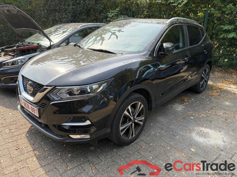 NISSAN Qashqai 1.3 DIG-T N-Connecta