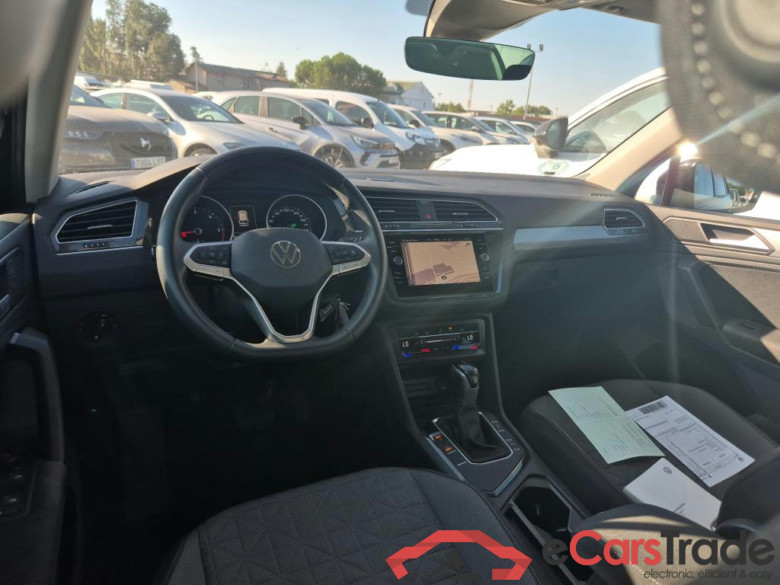 VOLKSWAGEN Tiguan / 2020 / 5P / todoterreno Life 2.0 TDI 110kW (150CV) DSG (AC2) #3