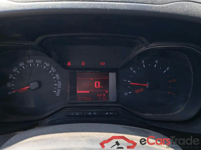 CITROEN Berlingo / 2018 / 3P / furgón derivado de turismo Talla M BlueHDi 100 CONTROL #4