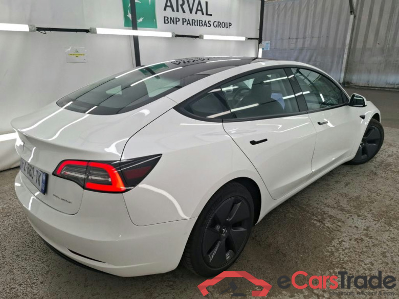 TESLA Model 3 / 2018 / 4P / Berline Grande Autonomie Dual Motor AWD #4