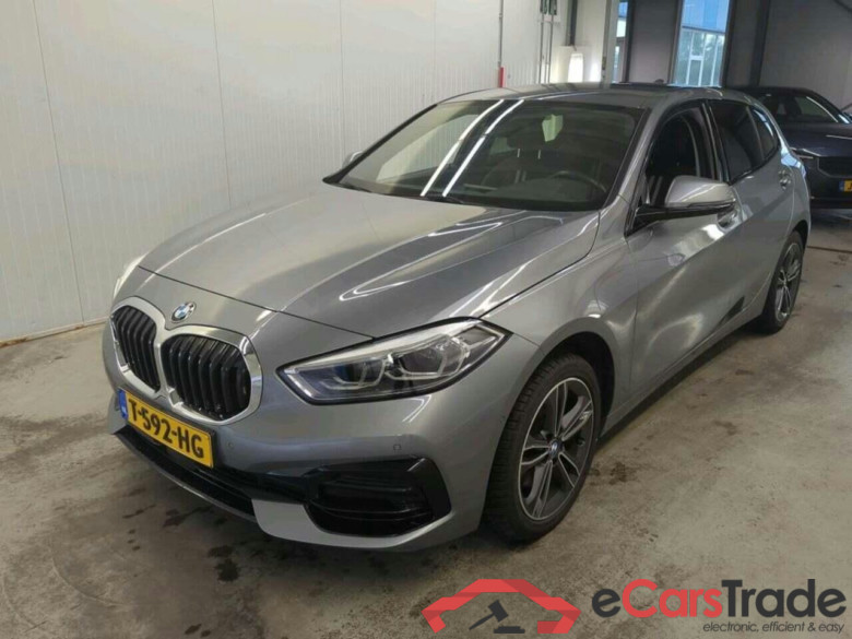 BMW 1-serie 118i Intro Ed. #1