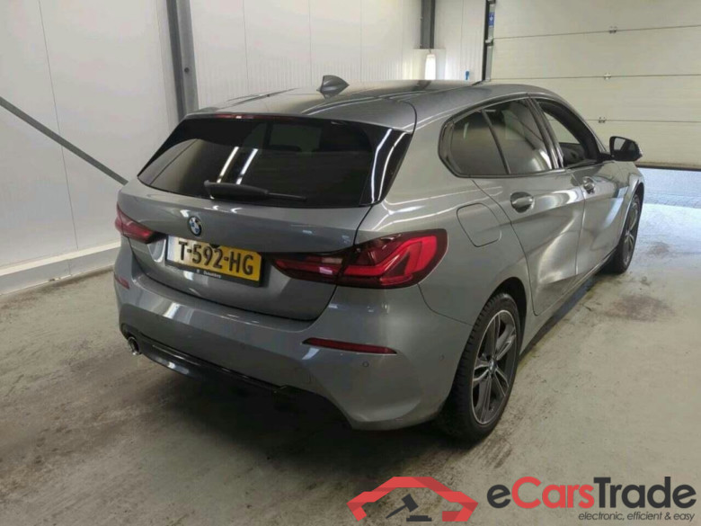 BMW 1-serie 118i Intro Ed. #2