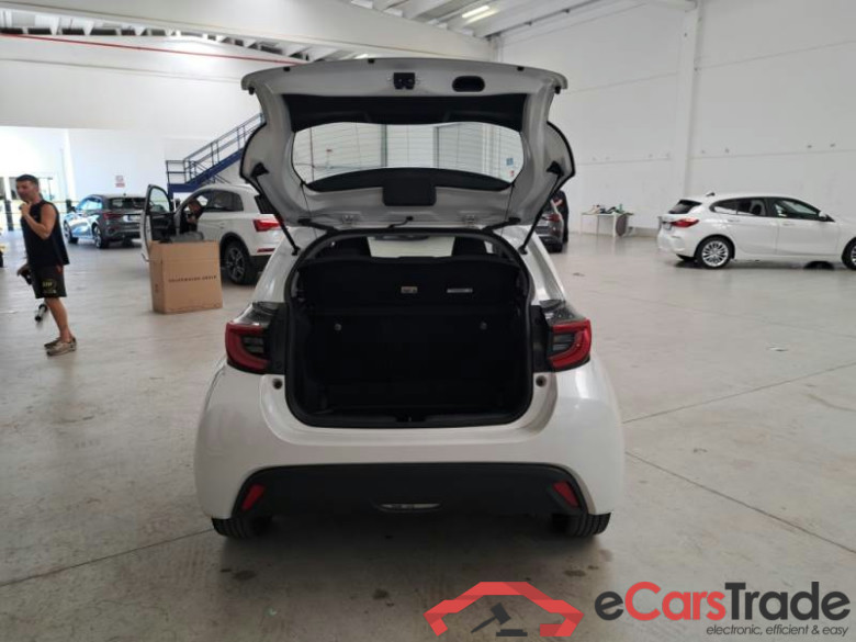 TOYOTA YARIS / 2020 / 5P / BERLINA HYBRID TREND MY21 #5