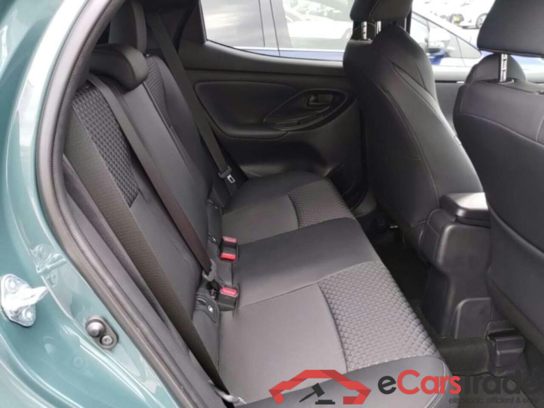 TOYOTA YARIS 1.5 Hybrid 130 Executive #5