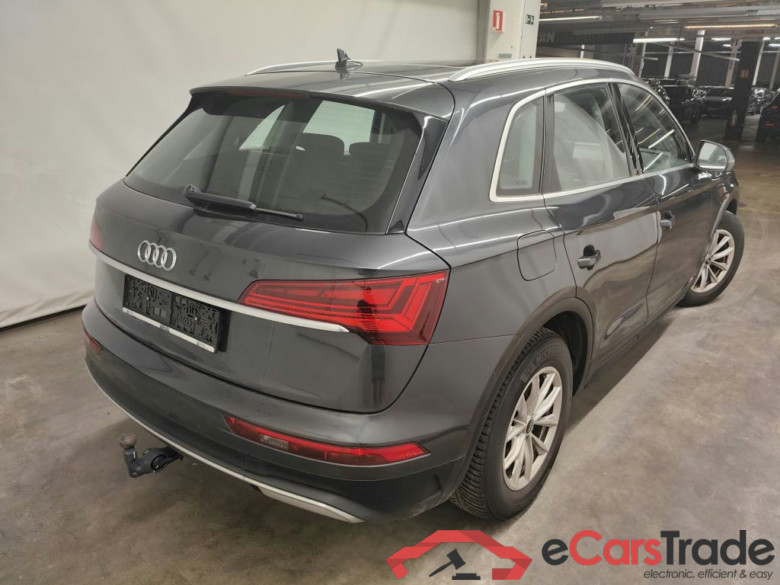 Audi Q5 Business Edition 30 TDI S tronic 5d #2