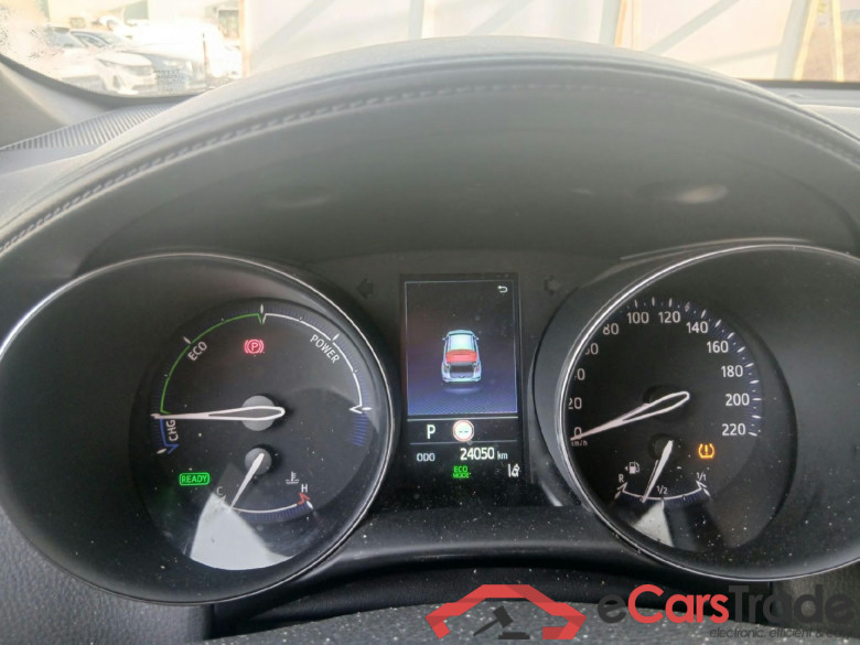TOYOTA C-HR / 2019 / 5P / todoterreno 1.8 125H Advance #4