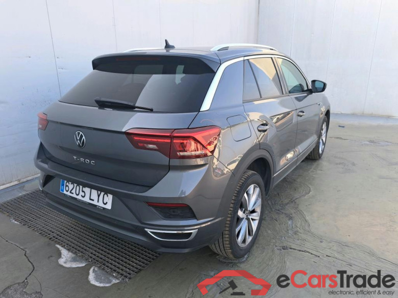 VOLKSWAGEN T-Roc / 2017 / 5P / todoterreno Advance R-Line 1.0 TSI 81kW (110CV) #2