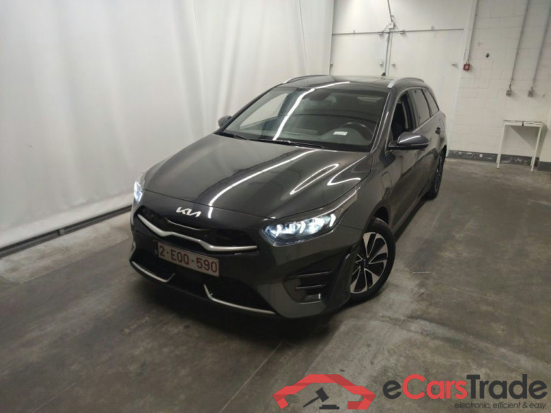 KIA cee'd Sportswagon Business Line 1.6 GDi PHEV DCT 5d #1