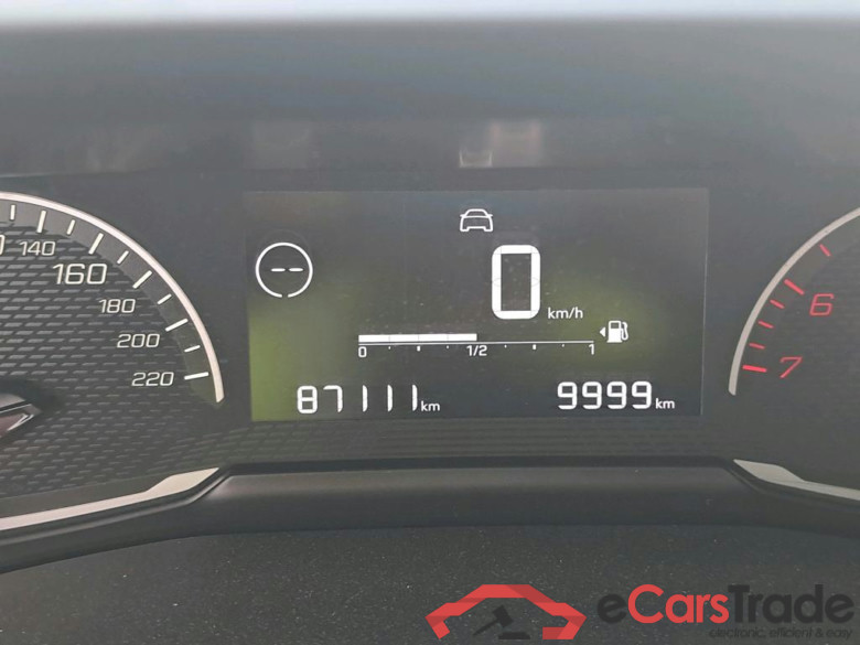 PEUGEOT 208 / 2019 / 5P / berlina con portón PureTech 55kW (75CV) Active #5