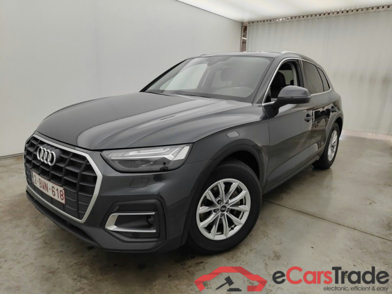 Audi Q5 Business Edition 30 TDI S tronic 5d #1