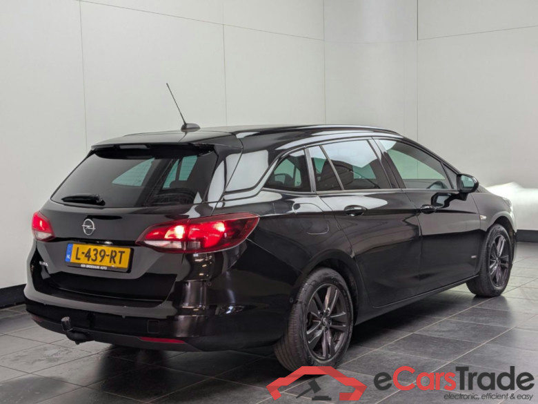 OPEL ASTRA SPORTS TOURER 1.2 Design & Tech #3