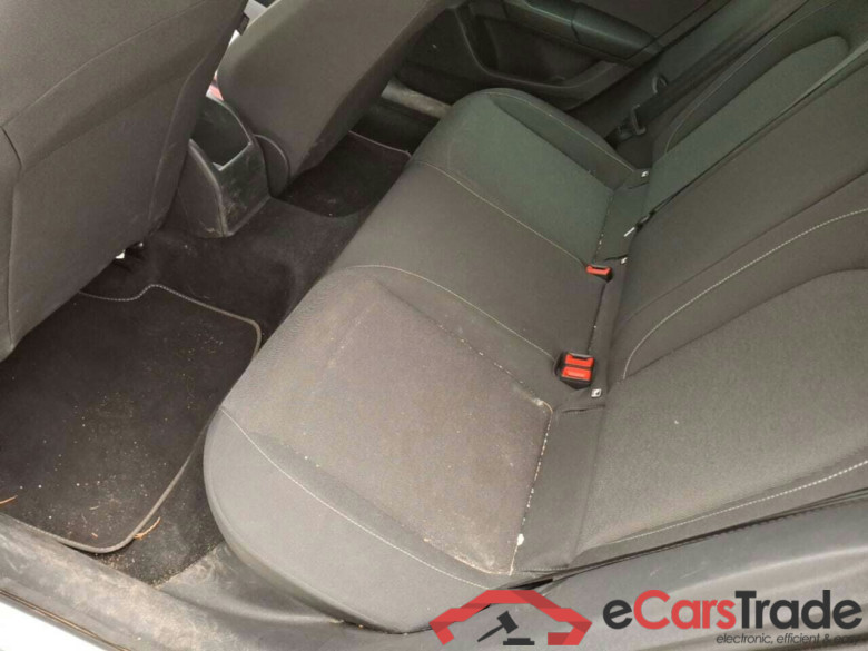 SEAT LEON 1.0 TSI REFERENCE #4